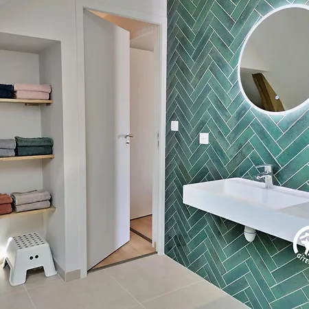 Les Mesanges, Jusqu'a 6 Personnes * Mee