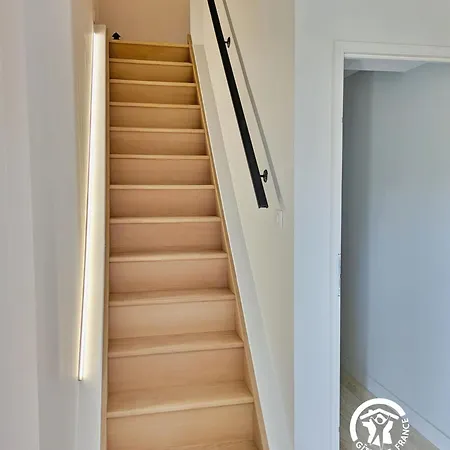 Les Mesanges, Jusqu'a 6 Personnes Holiday home Mee